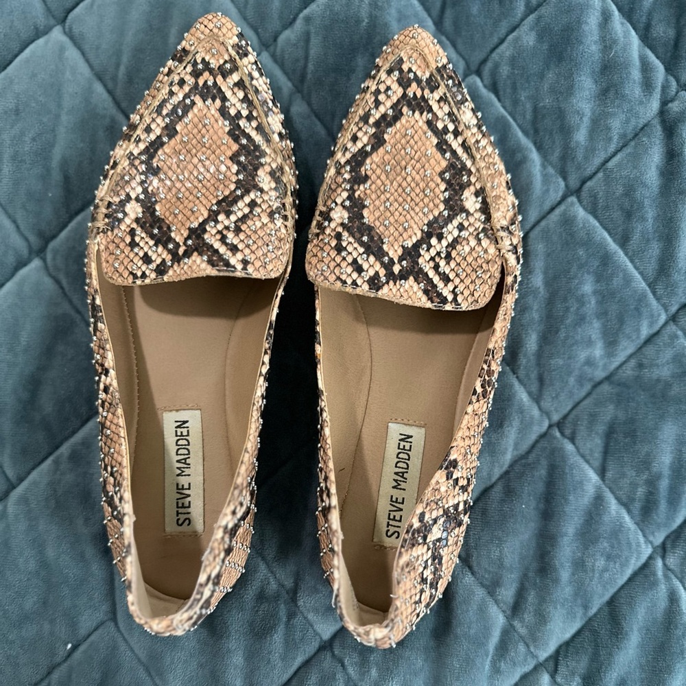Steve Madden flats